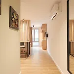 Apartment Love In Colours By Pikhost Durrës