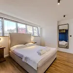 In Colours By Pikhost Appartement