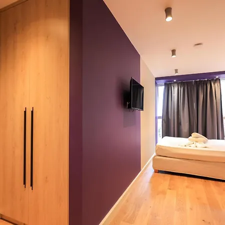 Grandstay