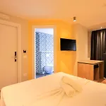 In Colours By Pikhost شقة دراس
