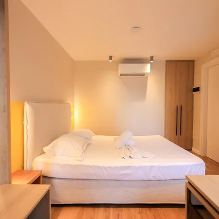 Grandstay *