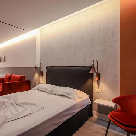 Grandstay *